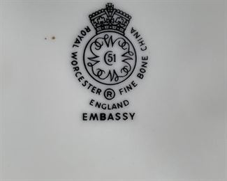 87 pc Royal Worcester Embassy Ruby Fine Bone China RED	87 piece	
