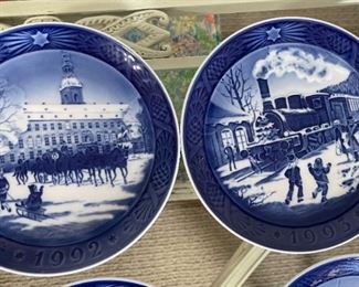 10pc B&G Bing Grondahl Christmas Plates 1990s	7.25in Diameter	
