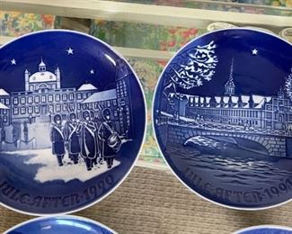 10pc B&G Bing Grondahl Christmas Plates 1990s #2	7.25in Diameter	
