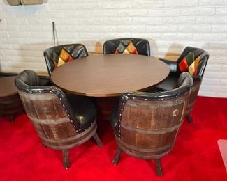6pc 1970s Kentucky Bourbon Barrel Chairs & Game Table Oak Keg Furniture	Table: 28in x 48in diameter	
