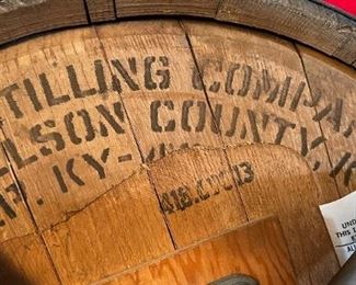 6pc 1970s Kentucky Bourbon Barrel Chairs & Game Table Oak Keg Furniture	Table: 28in x 48in diameter	
