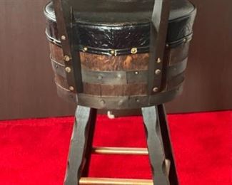 4pc 1970s Kentucky Bourbon Barrel Bar Stools Counter Height Chairs  Oak Keg Furniture	41 x 16.5 x 19in Seat: 30 in	
