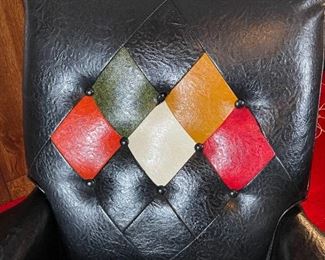 1970s Kentucky Bourbon Barrel Chair Recliner	38 x 34 x 31in	HxWxD
