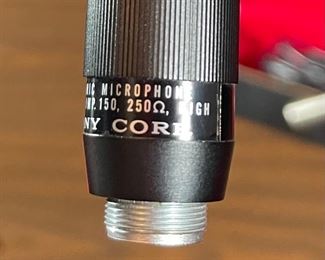 Sony F91 Dynamic Mic Vintage Microphone F-91	Case: 3x13.5x3.5in	
