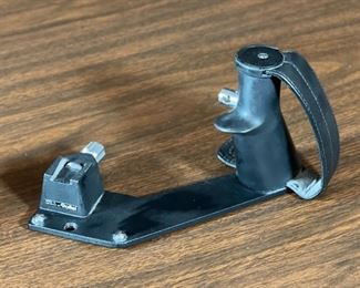 Rollei Hand Grip for Rolleiflex SL66, SL66E, SL66SE #2	4.5x9.5x3.5in	HxWxD

