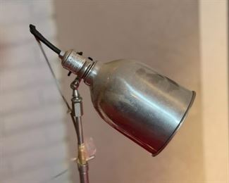 1pc Vintage Aluminum Lamp Industrial on Stand	47in high	

