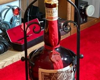 Vintage Grand Marnier Tilting Wrought Iron Liquor Bottle Holder 1960's Display	28 x 12 x 9.5in	HxWxD
