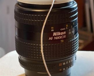 Nikon AF Nikkor 28-70mm 3.5-4.5 Lens		
