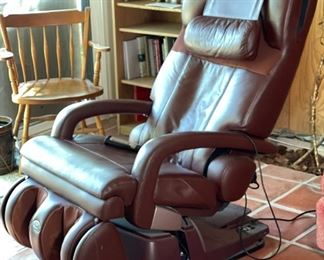 Human Touch HT-7450 Zero Gravity Massage Chair Recliner Chocolate	45 x 28 x 43in	HxWxD
