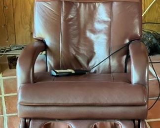 Human Touch HT-7450 Zero Gravity Massage Chair Recliner Chocolate	45 x 28 x 43in	HxWxD
