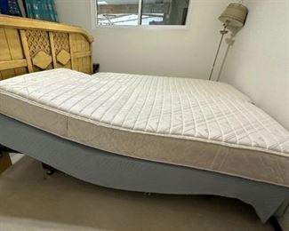 Adjustable Double Twin  Bed	46 x 77 x 85in	HxWxD
