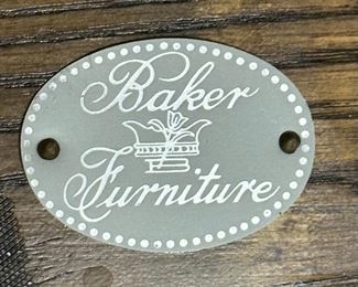 Vintage Baker Furniture Petite Drop Leaf Gate Leg Table	Closed: 24 x 24 x 9.5in<BR> Open 24 x 24 x 24in	HxWxD
