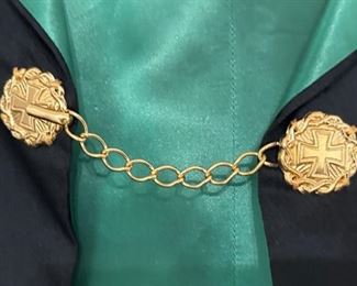 SenO and Sons Black Wool Satin Green Lining Collar Masonic Temple Cape/Cloak The Maltese Cross Knights Templar	?	
