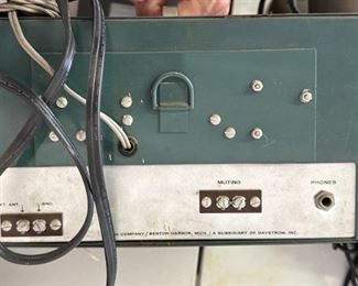 Vintage Heathkit Heath Kit Mohican Model GC-1A Multiband Receiver Radio	6.75 x 12.25 x 10in	HxWxD
