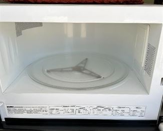 Kenmore Elite 721.62365201 Microwave	15 x 21 x 20in	HxWxD
