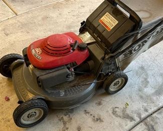 Honda HR215 Professional grade Masters mower Lawnmower		
