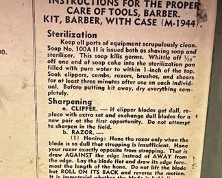 WW2 US Army M-1944 Barbers Kit		
