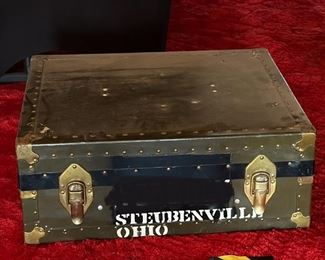 WWII US Military Medical Trunk Footlocker		
