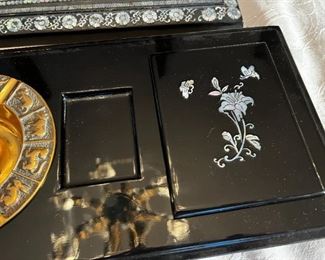 Ornate Asian Black Lacquer MOP Inlay Cigarette/Smoking Box carved birds ashtray	3in x 14in x 8in	HxWxD
