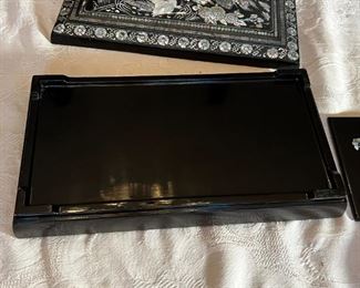 Ornate Asian Black Lacquer MOP Inlay Cigarette/Smoking Box carved birds ashtray	3in x 14in x 8in	HxWxD
