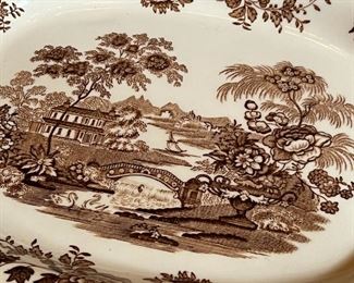 Royal Staffordshire Clarice Cliff Tonquin Brown  Footed Platter	11.5 x 9.5	
