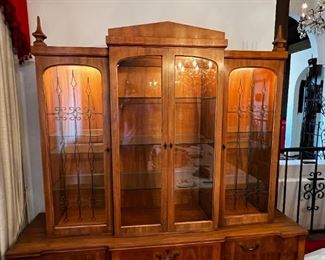 Vintage John Widdicomb lighted china cabinet	81.75in x 70in. X 18.75in	HxWxD

