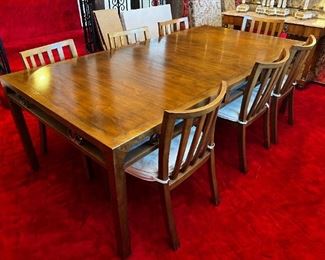 Baker furniture dining room table w leaf & 8 chairs	Without leaf: 28.5 x 42 x 66 with leaf: 28.5 x 42 x  84 chairs 31.25 x 20 x 18.5 seating height 18in	HxWxD
