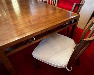 Baker furniture dining room table w leaf & 8 chairs	Without leaf: 28.5 x 42 x 66 with leaf: 28.5 x 42 x  84 chairs 31.25 x 20 x 18.5 seating height 18in	HxWxD
