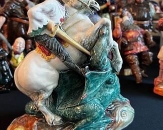 Royal Doulton Figurine "St. George" H.N. 2051	8” x 7.5” x 3.5”.	HxWxD
