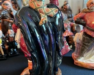 Vintage ROYAL DOULTON ENGLAND 1952 TOWN CRIER HN 2119	8.5” x 4.25” x 4.25”.	HxWxD
