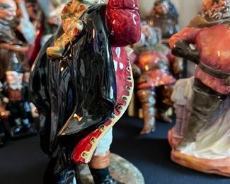 Vintage ROYAL DOULTON ENGLAND 1952 TOWN CRIER HN 2119	8.5” x 4.25” x 4.25”.	HxWxD
