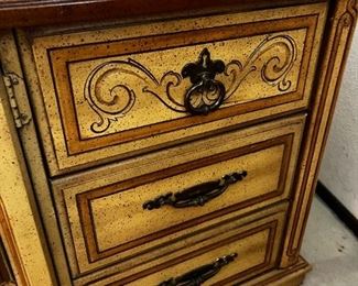 Nine drawer console dresser with mirror	Console dresser measurements, 30.5 x 70.5 x 19 mirror measurements 49.5 x 32.	
