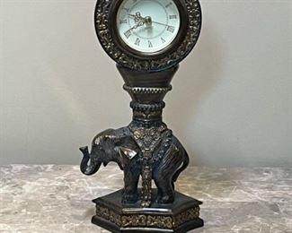 Quartz Elephant clock