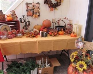 Autumn and Halloween decor