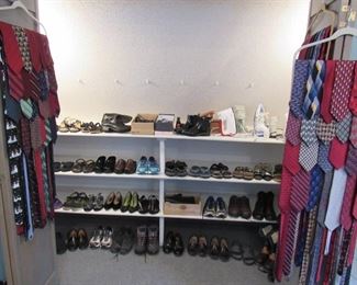 Lots of men's ties and shoes. Also, women's shoes, clothing steamers and irons
