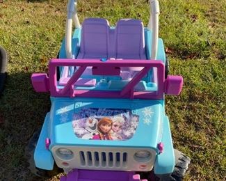 Frozen Battery Operated Jeep
