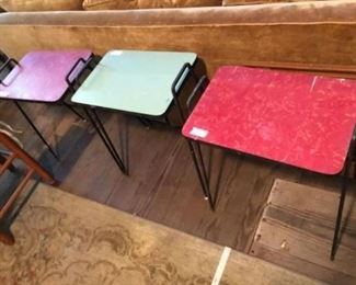 Three stackable dinner trays