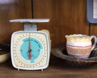 Kitchen- ice cream scale & pitcher
