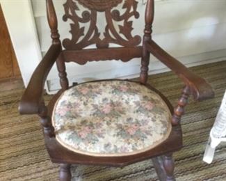 Front porch area (enclosed) - rocking chair 