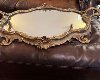 Large plateau mirrored multi use