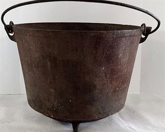 19th C. FOOTED CAST IRON KETTLE 
