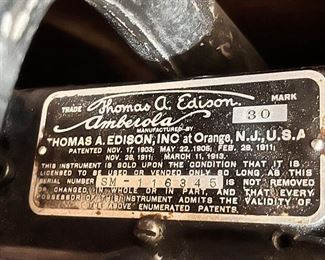 EDISON METAL TAG ON AMBEROLA 