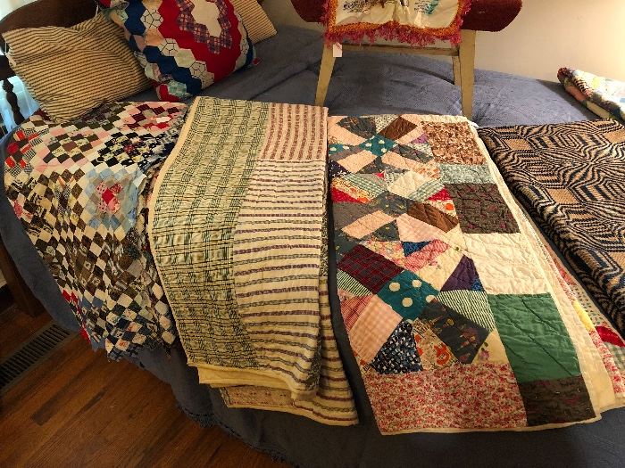 Wide selection of quilts