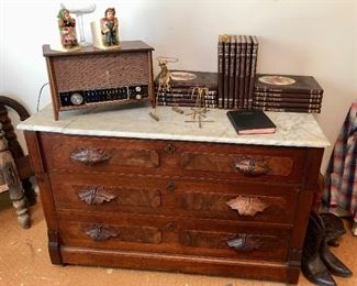 Antique walnut marble-top chest-of-drawers