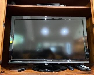 Flat screen Panasonic TV