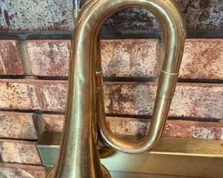 Trophy bugle