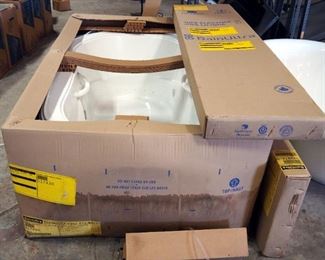 BainUltra Elegancia 7242 60" Tub, With Heated Back Rest, Center Drain, Includes Skirting And Hardware