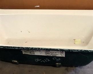 MAXX Fiberglass 60" Alcove Bathtub, And Skirting