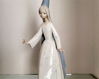 Lladro 04595 FAIRY (1of2)