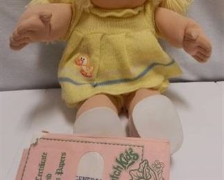 Cabbage Patch Esther Elise w/papers